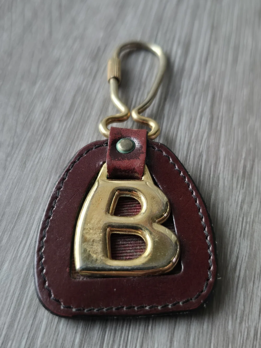 Vintage John Romain Leather Key Fob Brass Initial B Charm Keychain Ring